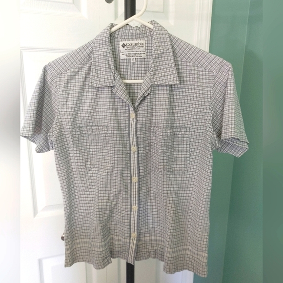 Columbia Gray Casual Button Down Shirt Gingham Pattern Size Small - Picture 1 of 7